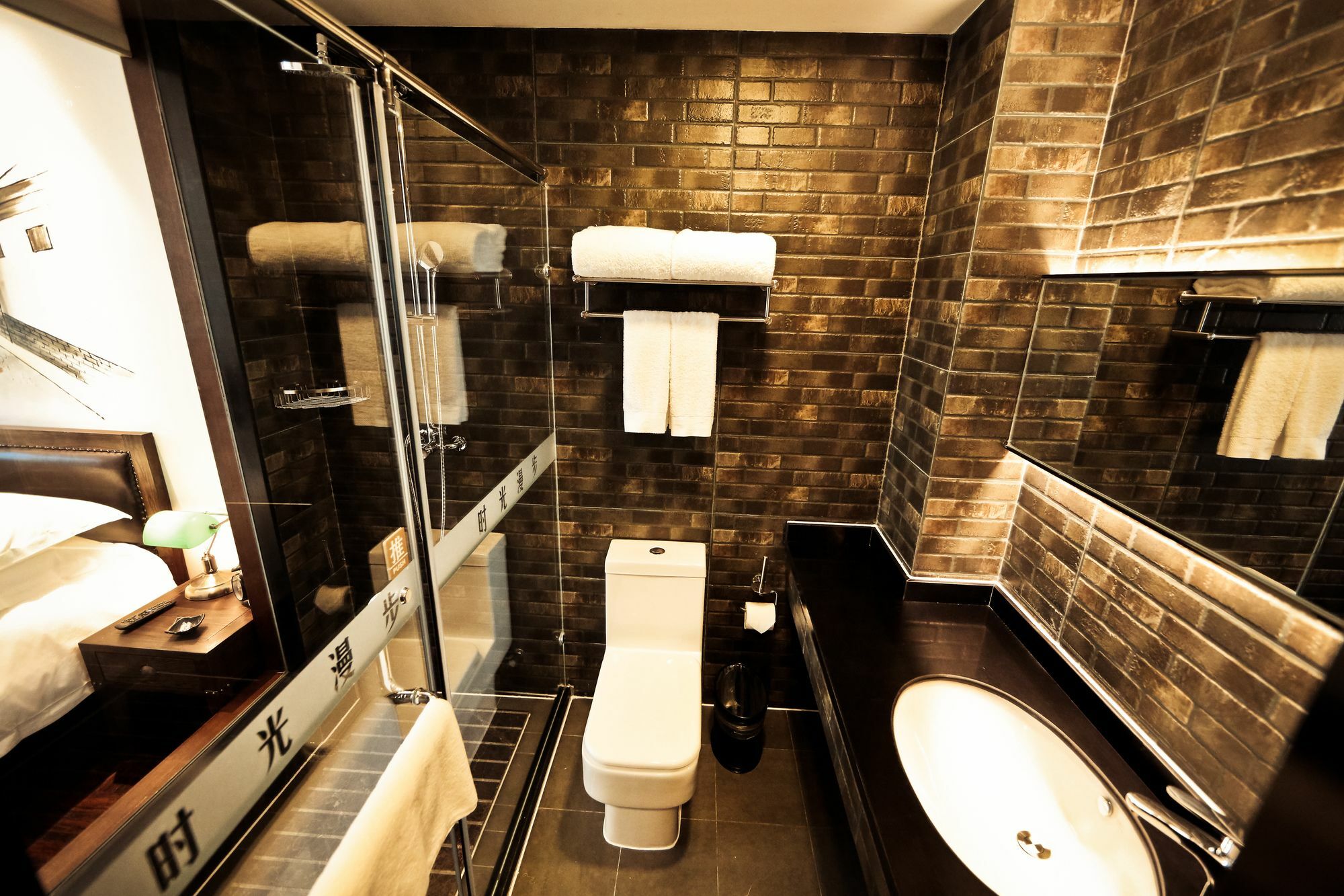 Nost Algia Hotel Near Beijing Panjiayuan Antique Market- Beijing Happy Valley, Cbd, China Zun And Sanlitun, Tian'Anmen Square, Free Ice Cream, Mineral Water, Coffee, Snacks And Laundry Service, Free Gymnastic, English Communication Well מראה חיצוני תמונה