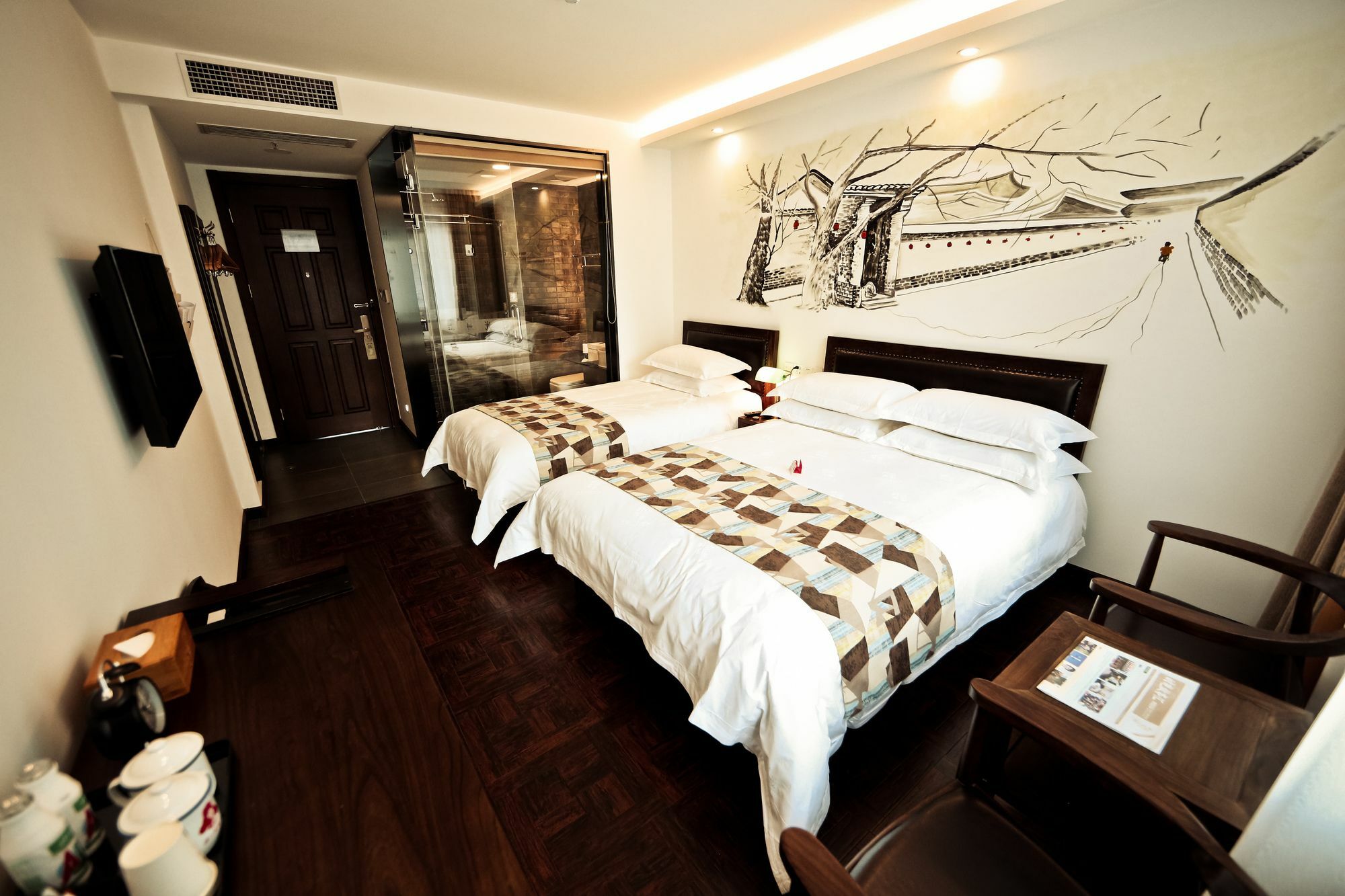 Nost Algia Hotel Near Beijing Panjiayuan Antique Market- Beijing Happy Valley, Cbd, China Zun And Sanlitun, Tian'Anmen Square, Free Ice Cream, Mineral Water, Coffee, Snacks And Laundry Service, Free Gymnastic, English Communication Well מראה חיצוני תמונה