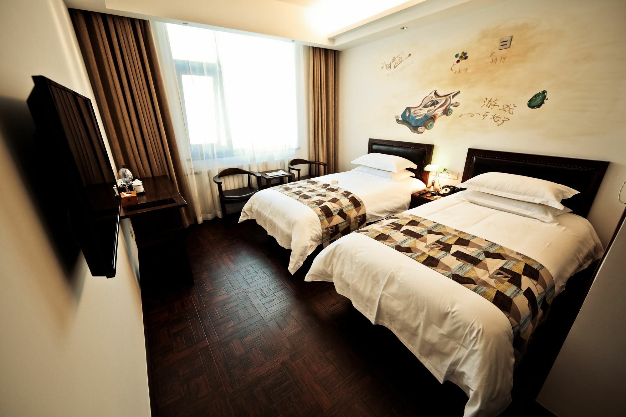 Nost Algia Hotel Near Beijing Panjiayuan Antique Market- Beijing Happy Valley, Cbd, China Zun And Sanlitun, Tian'Anmen Square, Free Ice Cream, Mineral Water, Coffee, Snacks And Laundry Service, Free Gymnastic, English Communication Well מראה חיצוני תמונה