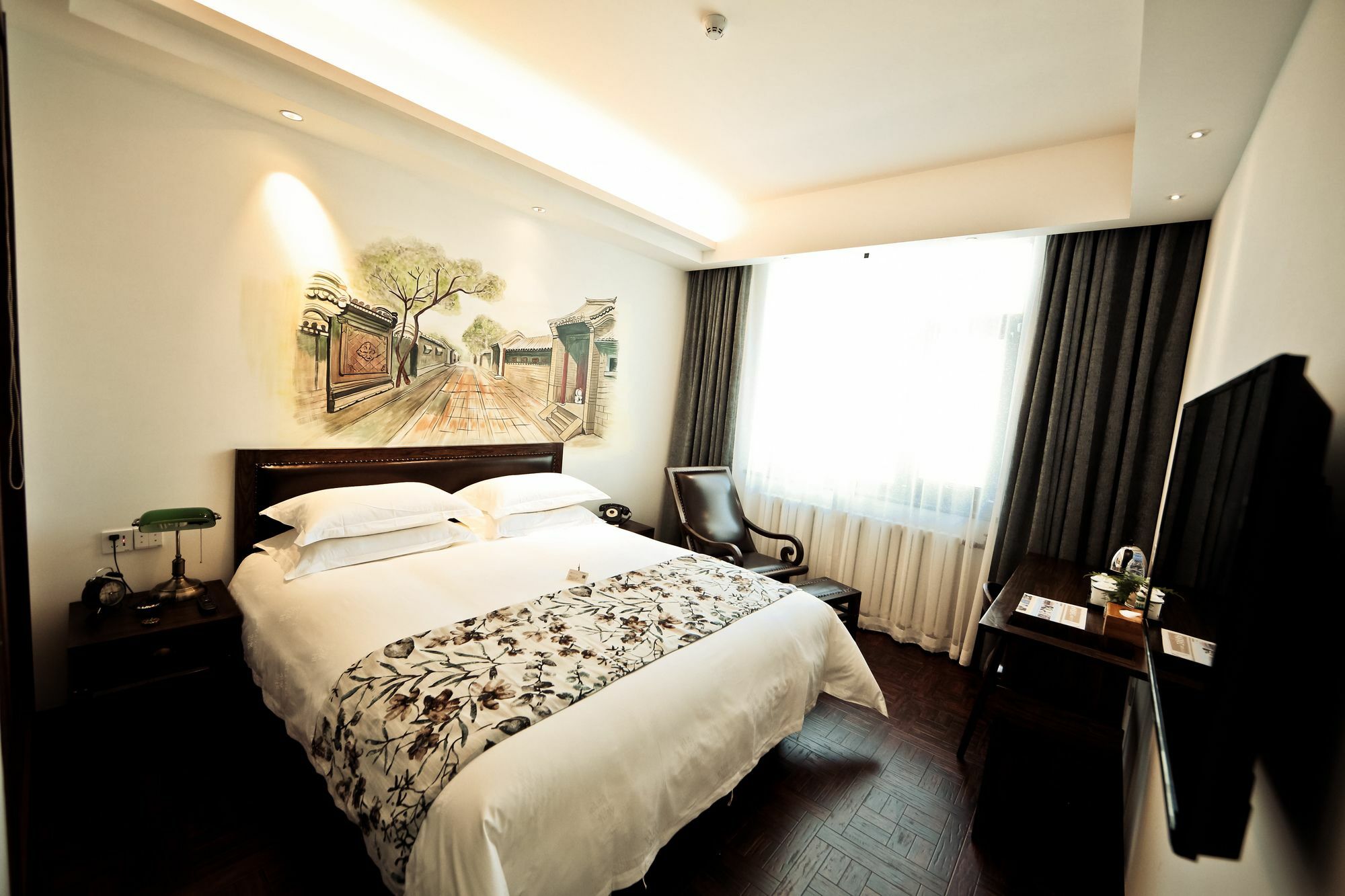 Nost Algia Hotel Near Beijing Panjiayuan Antique Market- Beijing Happy Valley, Cbd, China Zun And Sanlitun, Tian'Anmen Square, Free Ice Cream, Mineral Water, Coffee, Snacks And Laundry Service, Free Gymnastic, English Communication Well מראה חיצוני תמונה